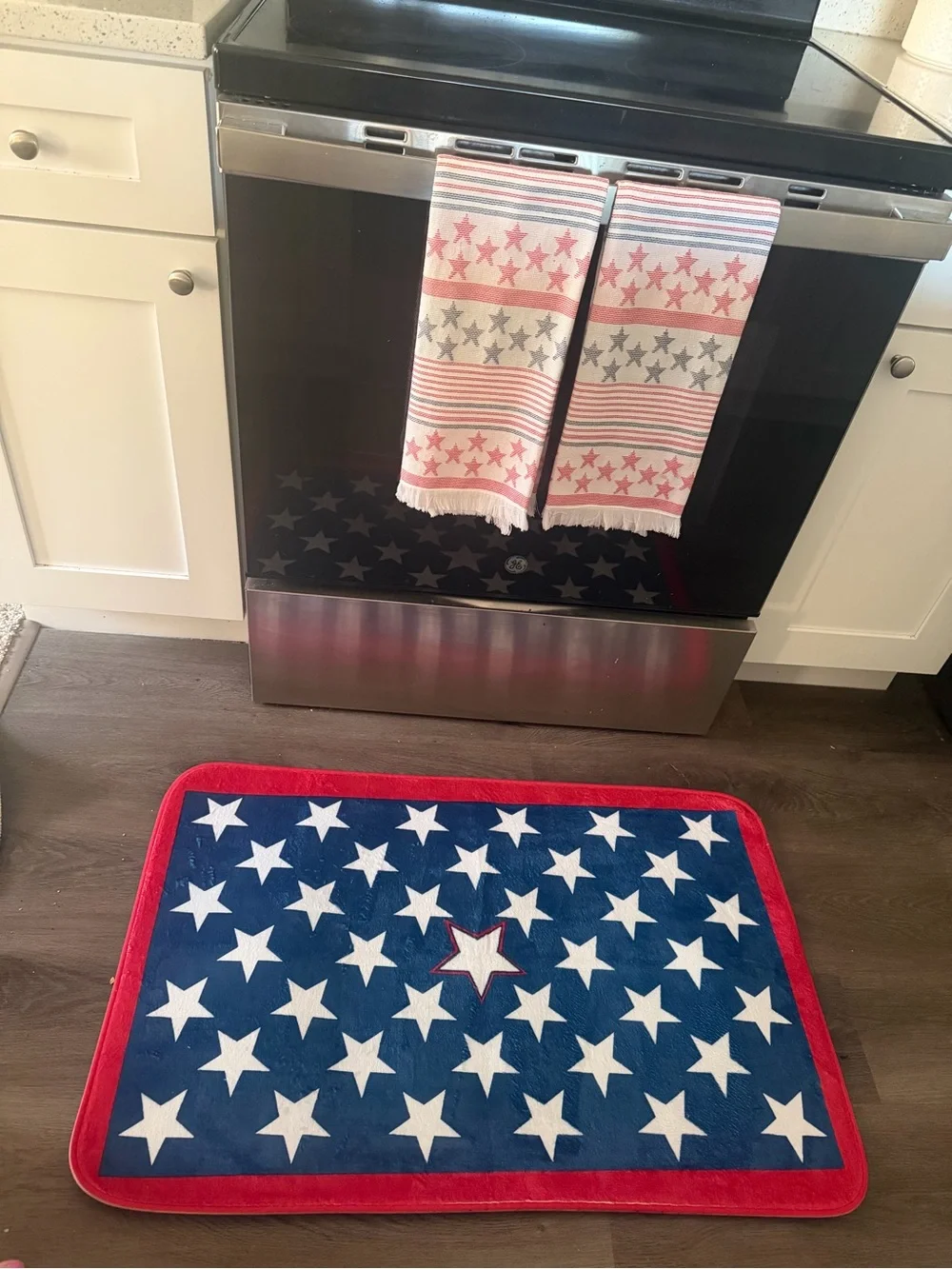 Patriotic Star Doormat - Navy, White & Red